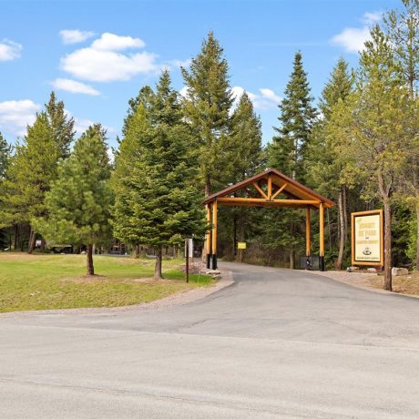 Image of camp main entry at Nugget RV Park